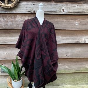 Cleobella Sevigny Capelet One Size Burgundy and Black